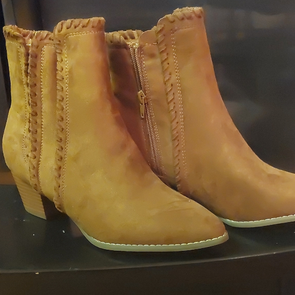 Stylish Tan Ankle Booties